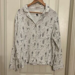 American Eagle L Skelton White Shirt with Black gauze cotton pj top